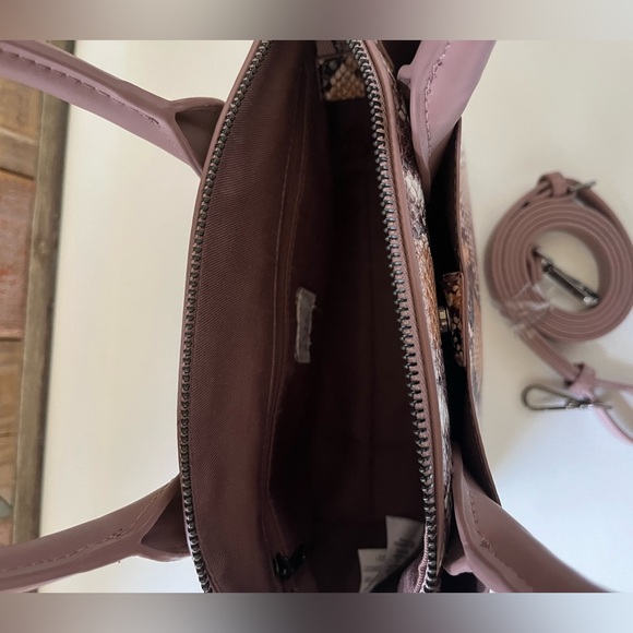 A New Day Bag Medium Size - Picture 4 of 5